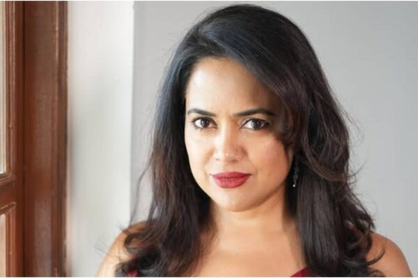 'I used full body makeup to match the colour of my face with my body': Sameera Reddy reveals on being made ‘two to three shades lighter’ in her debut film 'Maine Dil Tujhko Diya' with Sohail Khan | Hindi Movie News
