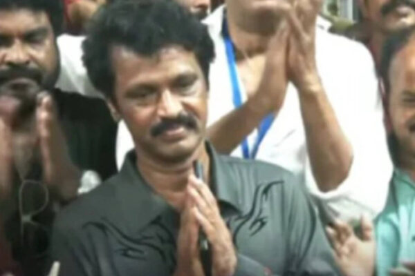 Cheran elected South Indian Film Writers' Association president; defeats V.C. Guhanathan by a comfortable margin | Tamil Movie News
