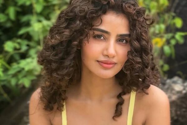 Anupama Parameswaran returns to Instagram with cryptic posts amid Dhruv Vikram breakup speculation |