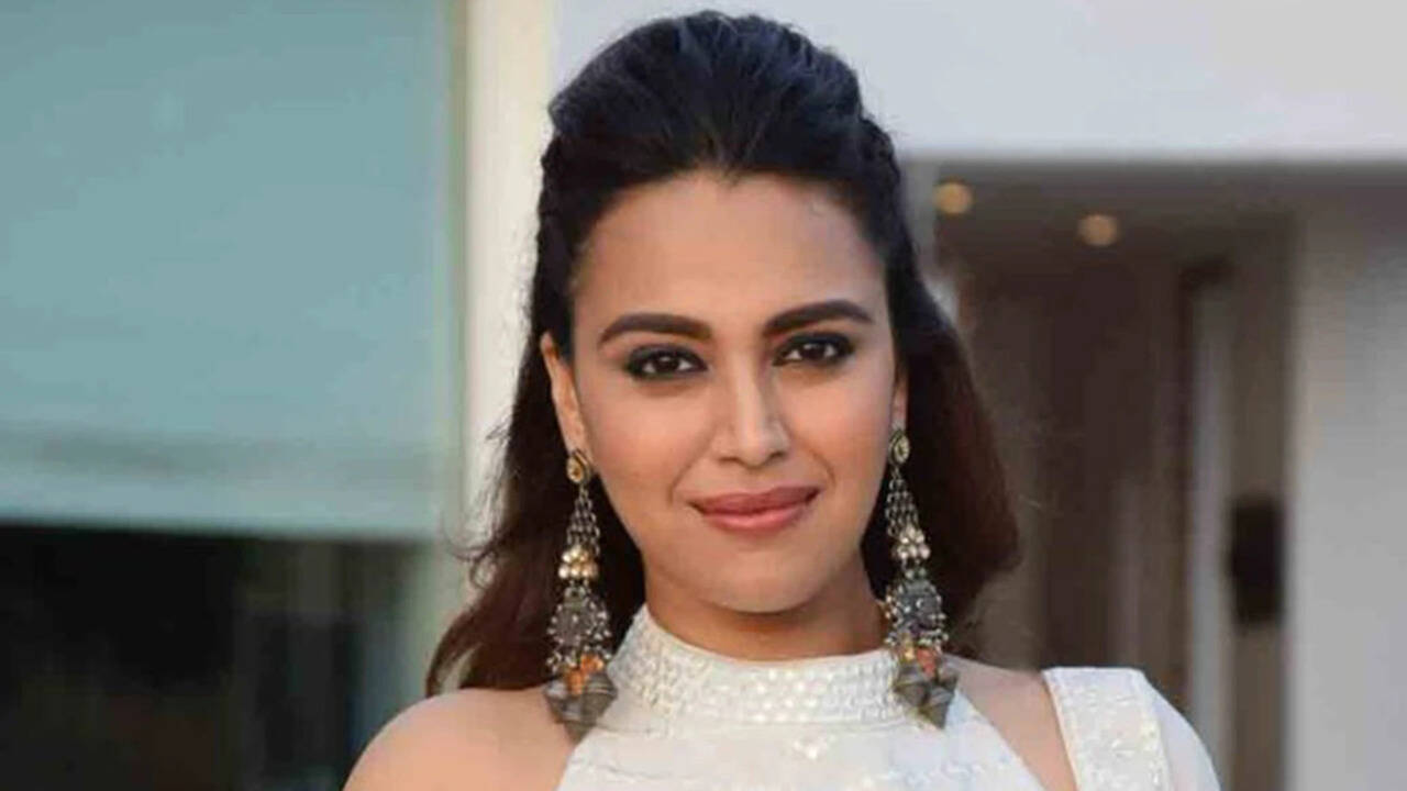 Fahad Ahmad: Swara Bhasker alleges Mumbai Police detained husband Fahad Ahmad during CJP protest at Chaityabhoomi, shares videos online | Hindi Movie News