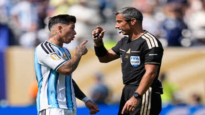 Enzo Fernandez reacts after red card in Argentina's World Cup final loss to Spain | Football News