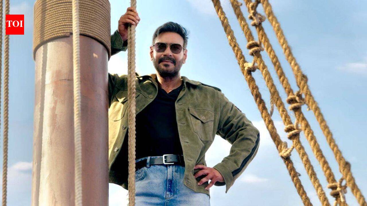 'Dhamaal 4' box office collection Day 15 [LIVE]: Can Ajay Devgn and Arshad Warsi's slapstick comedy film cross Rs 140 crore this third weekend? | Hindi Movie News