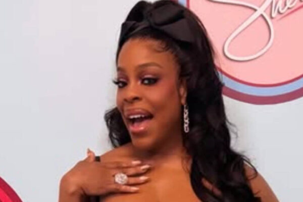 Niecy Nash says Taylor Swift and Travis Kelce’s wedding ‘was a top secret’: ‘You had to zip the lip’ |