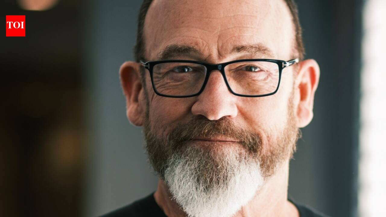Chuck Russell Death News: 'The Mask' director Chuck Russell passes away at 74 | English Movie News