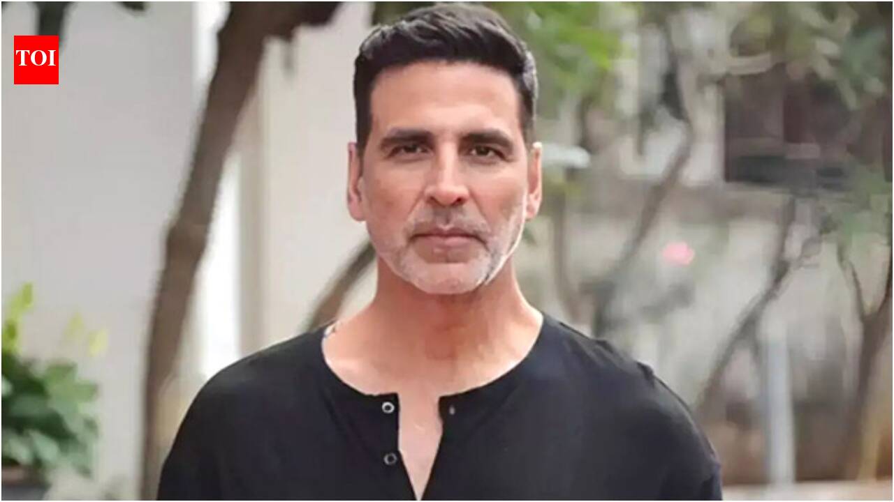 John Abraham was ready to return ‘Garam Masala’ fee, was "Sweating" doing comedy reveals Akshay Kumar |