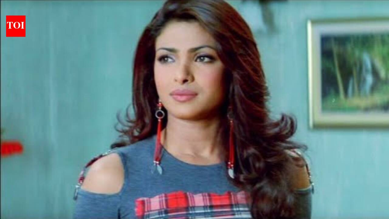 Priyanka Chopra jokes about 2004 thin eyebrows; shares 'Mujhse Shaadi Karogi' OLD image as the film celebrates 22 years of its release |