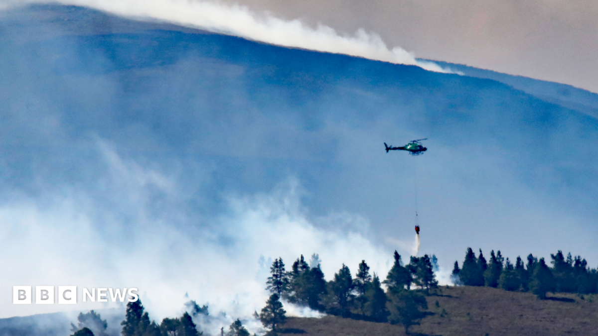 Cairngorm residents say wildfire response 'too slow'