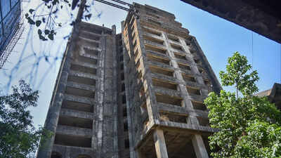 Vacant for decades? Why the government can't simply take over abandoned properties |