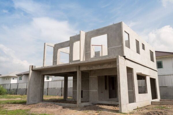 This Gujarat couple is building cement-free homes in just 15 days using industrial waste and they cost only ₹7 lakhs