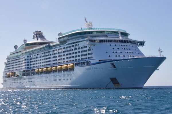 Waterways Leisure Tourism shares list on the bourses at 16% discount to issue price