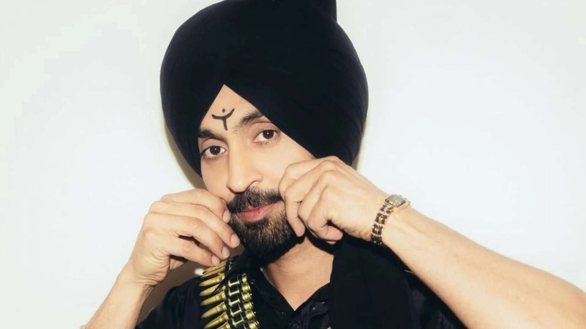 Diljit Dosanjh's Inspiring Message: 'I'll Keep Spreading Love No Matter What They Say' |