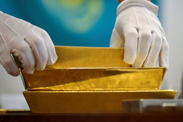 China gold ETF overtakes CSI 300 fund as investors move away from equities