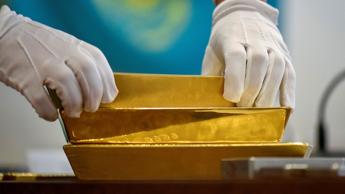 China gold ETF overtakes CSI 300 fund as investors move away from equities