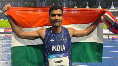 'Used to run in the fields': Mother Laxmi, wife Babita elated after Gulveer Singh's silver at CWG 2026 - Watch | Commonwealth Games News