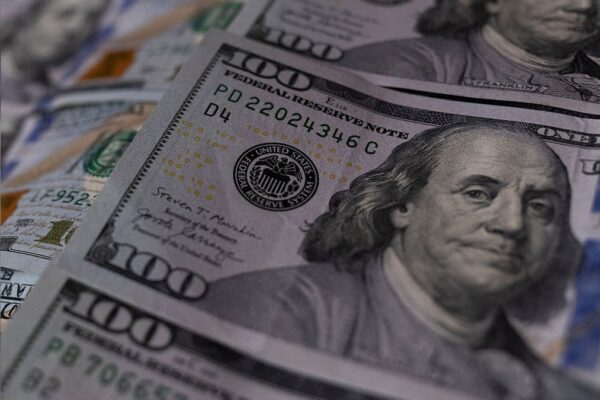 The dollar looks ready to break higher. Here's why Wall Street is turning bullish