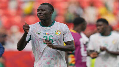 Pape Gueye: 'As long as this technical staff remains': Senegal's Pape Gueye puts international career on hold after World Cup exit | Football News
