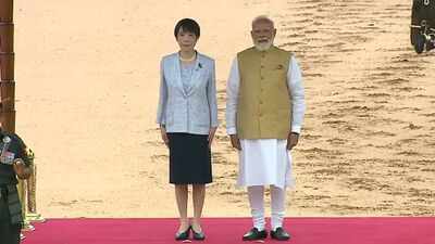 Japanese PM Sanae Takaichi meets PM Modi, receives ceremonial welcome at Rashtrapati Bhawan | India News
