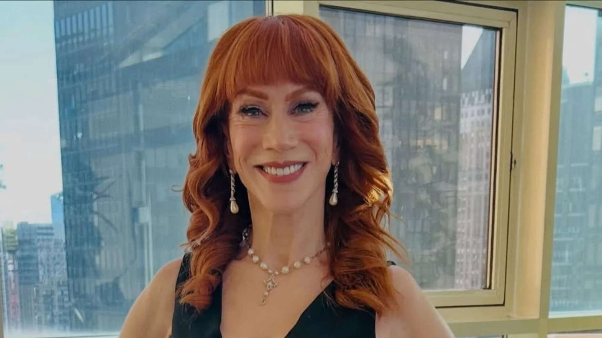 Kathy Griffin Boyfriend: Kathy Griffin reveals her 22-year-old boyfriend post was a social experiment: 'Thanks to all those who participated' | English Movie News
