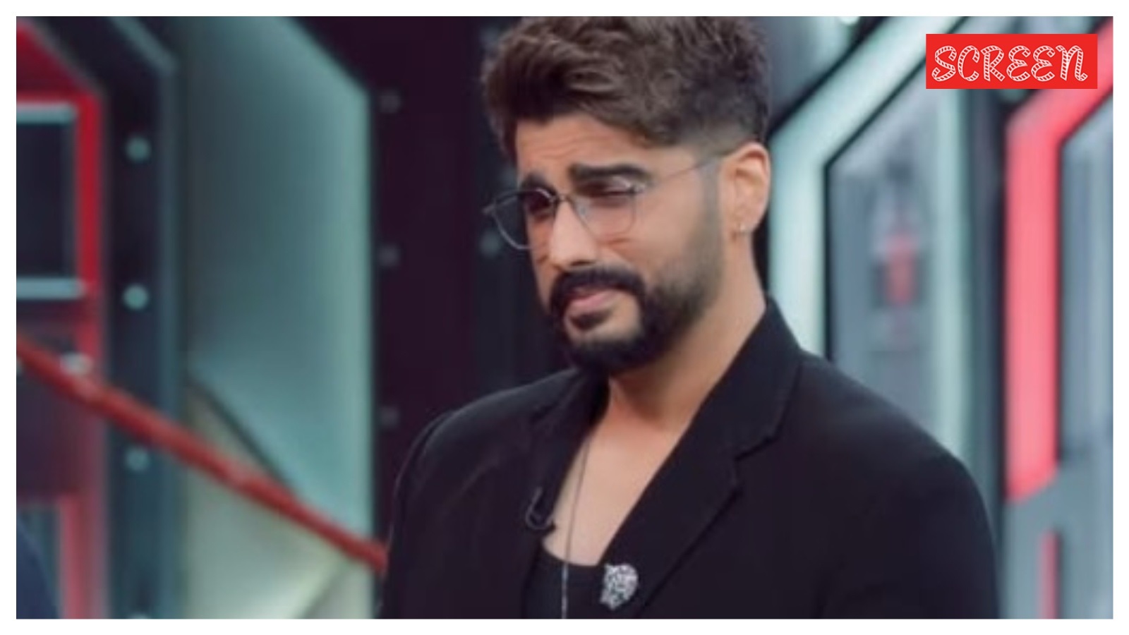 Arjun Kapoor shakes up Lock Upp 2, Dheeraj Dhoopar calls Akanksha Choudhary ‘red flag’ | Web-series News