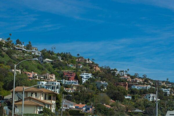 These Malibu homes survived the wildfires. Some owners are still cutting prices by up to $7 million as buyers stay away