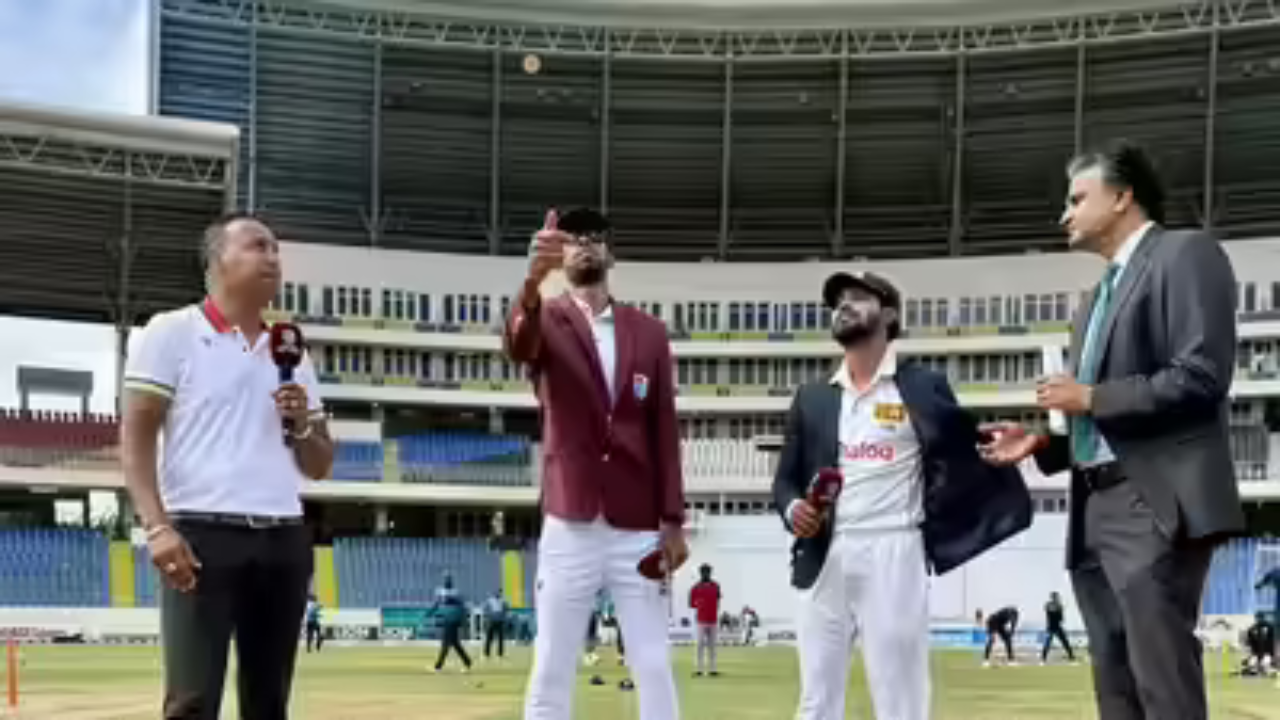Sri Lanka 364/5 in 89.4 Overs