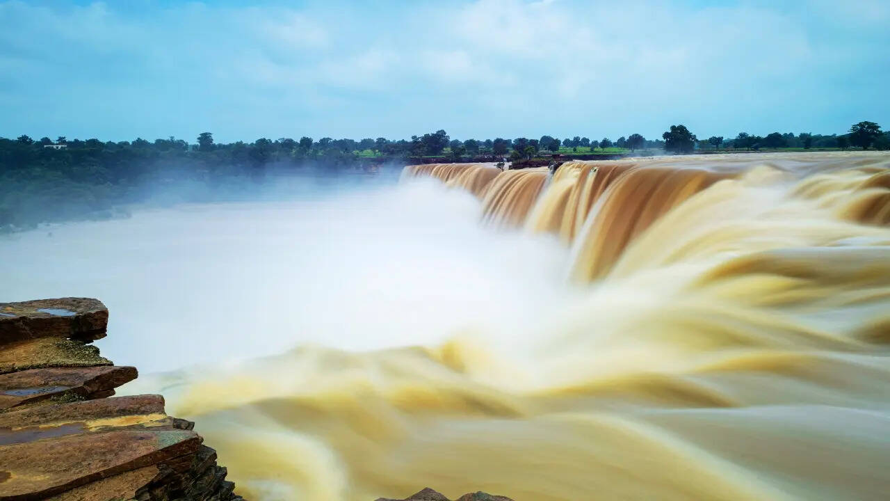 5 things to expect at India's widest waterfall during the monsoon