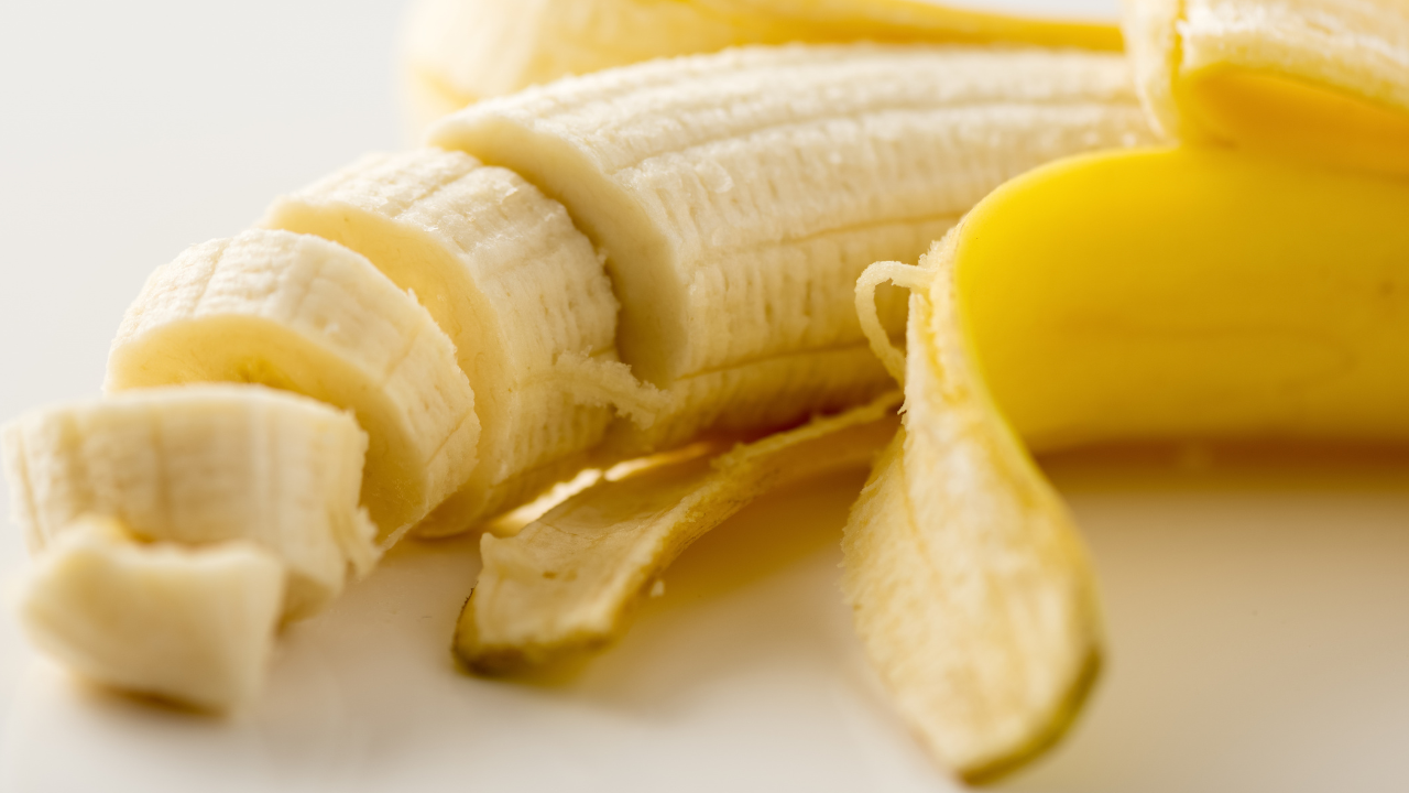 Why do bananas have those annoying stringy fibres? The surprising reason behind the tiny white threads