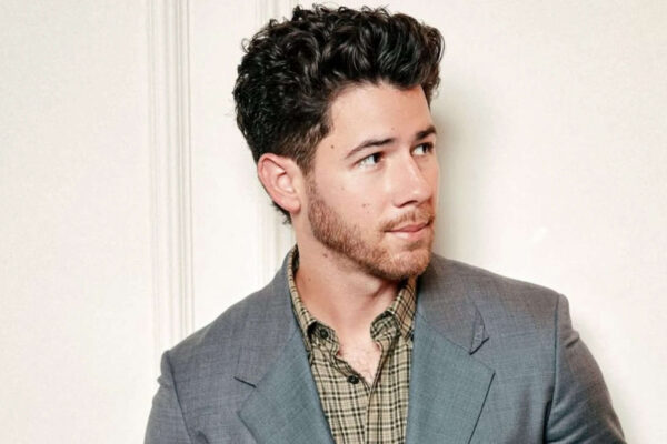 Nick: Nick Jonas Reflects on Box Office Disappointment of 3D Concert Film Compared to Miley Cyrus' Success |