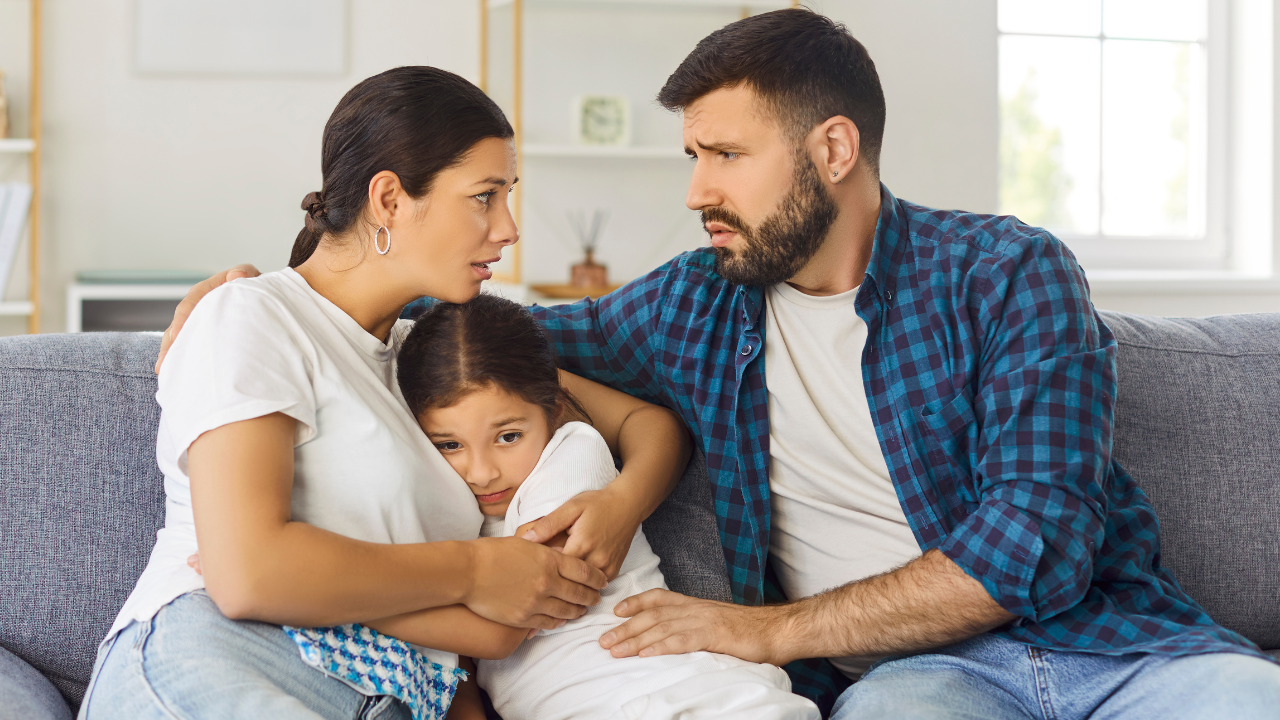 Why do siblings raised in the same home have completely different personalities? This is what science says