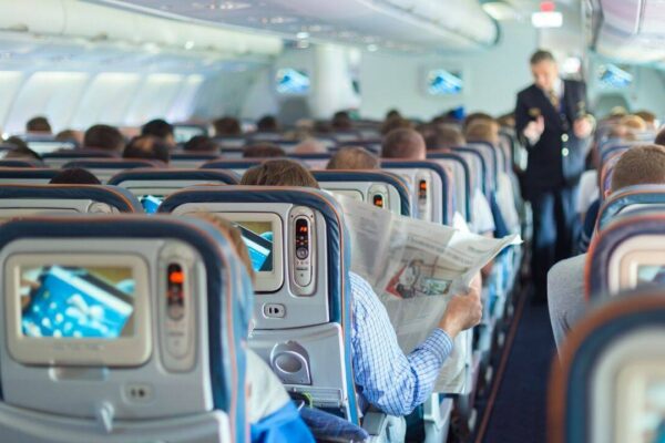 What happens if a passenger dies during a flight? What do airlines do?