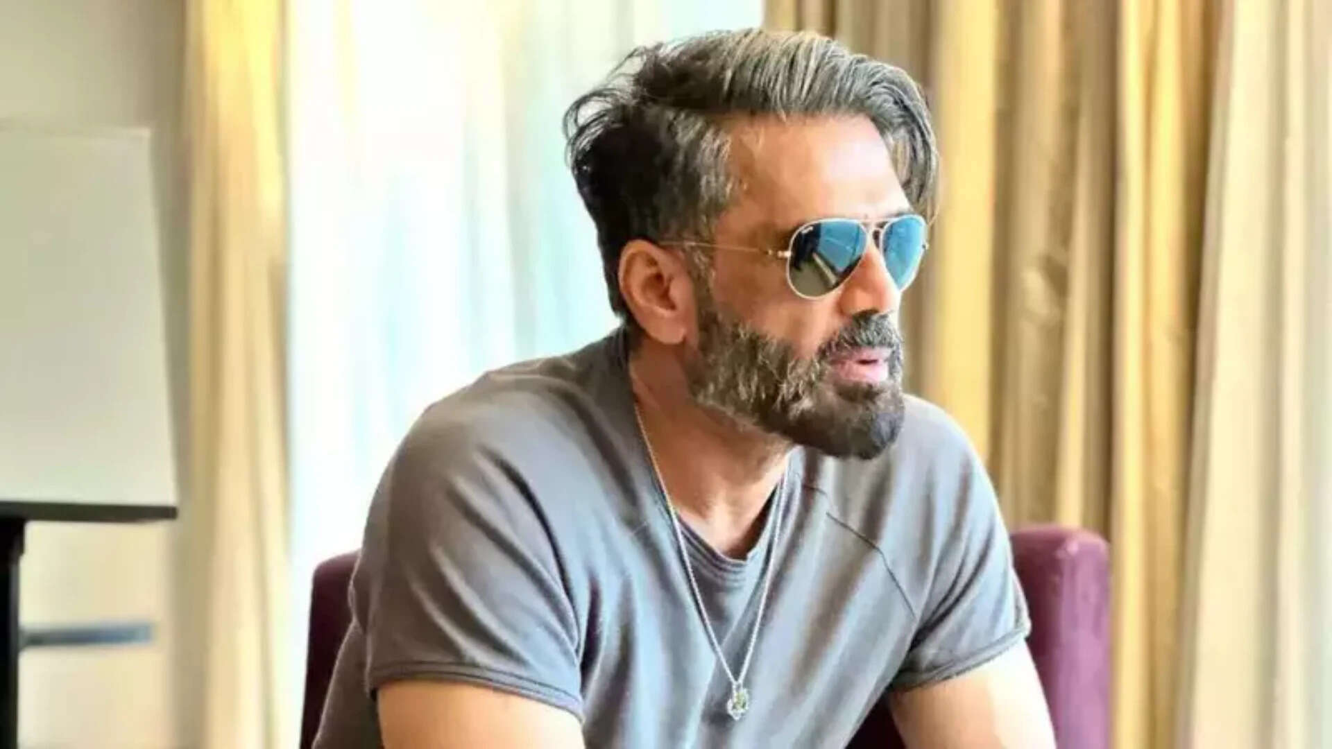 Suniel Shetty: Quote of the day from Suniel Shetty: ‘Only if you create the magic at home can you create that magic outside...’, when the ‘Hera Pheri’ actor taught us that the place you live in is more than brick and mortar; it can be the reason behind your success | Hindi Movie News