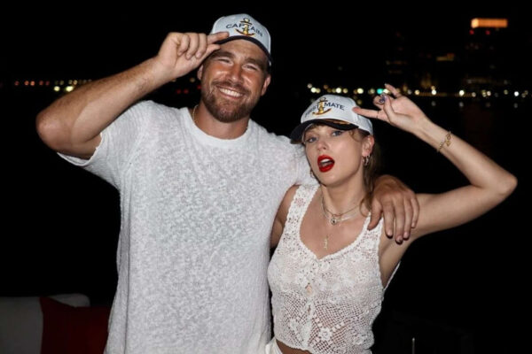 Taylor Swift: Taylor Swift's Wedding Guest List Causes Controversy: A-Listers Allegedly Unfamiliar with Bride |