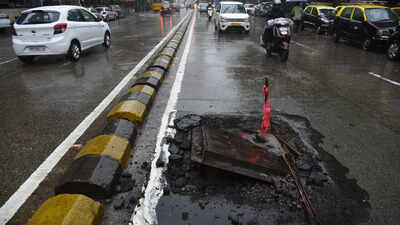 Another tragedy in Mumbai: Man falls into open manhole during civic work, dies | Mumbai News