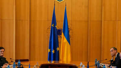 'Combine our strengths': EU, Ukraine sign multi-billion 'drone deal' to counter Russia