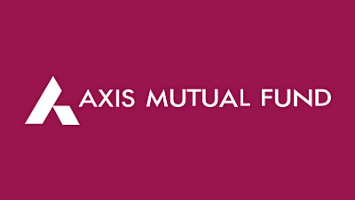 Axis Mutual Fund bets on equal-weight strategy with new Nifty 50 fund