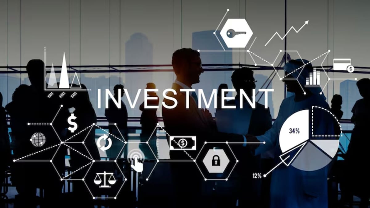 How beginners should invest in debt mutual funds, according to a wealth advisor