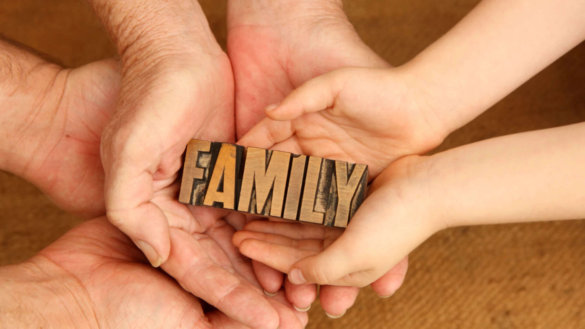 What Italian families do at the dinner table that child psychologists love |