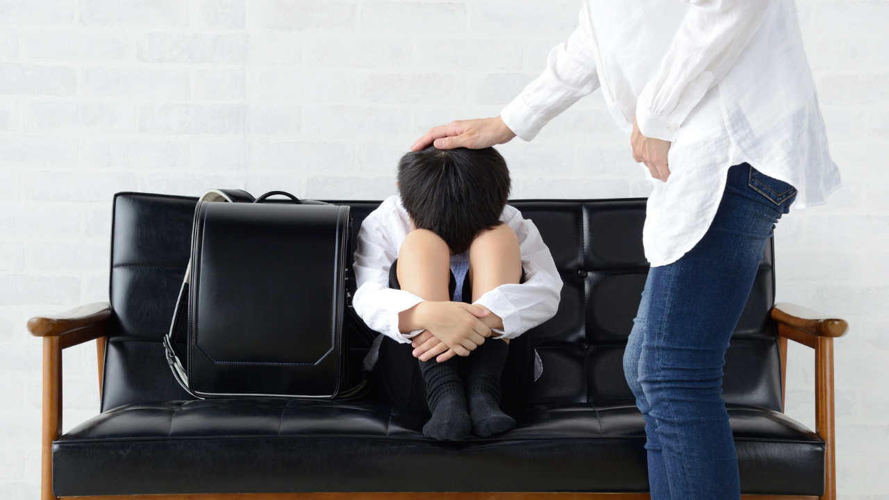 When your child says “I can’t do it,” avoid saying “You can”; Psychologist explains what to say instead |