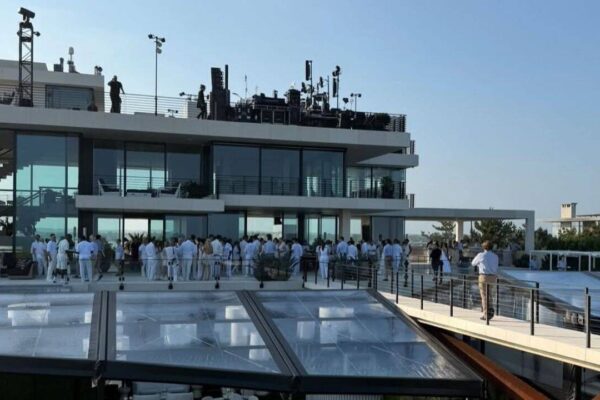 Guests at Michael Rubin’s White Party are now eyeing a $45 million Hamptons mansion, know what's special about it