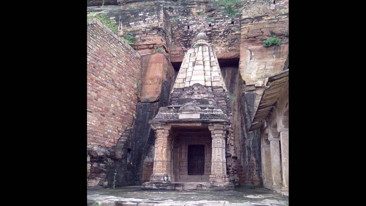 Zero Temple: World's oldest engraved number '0' is hidden inside this ancient temple in Gwalior, Madhya Pradesh; here's how to reach this mathematical wonder