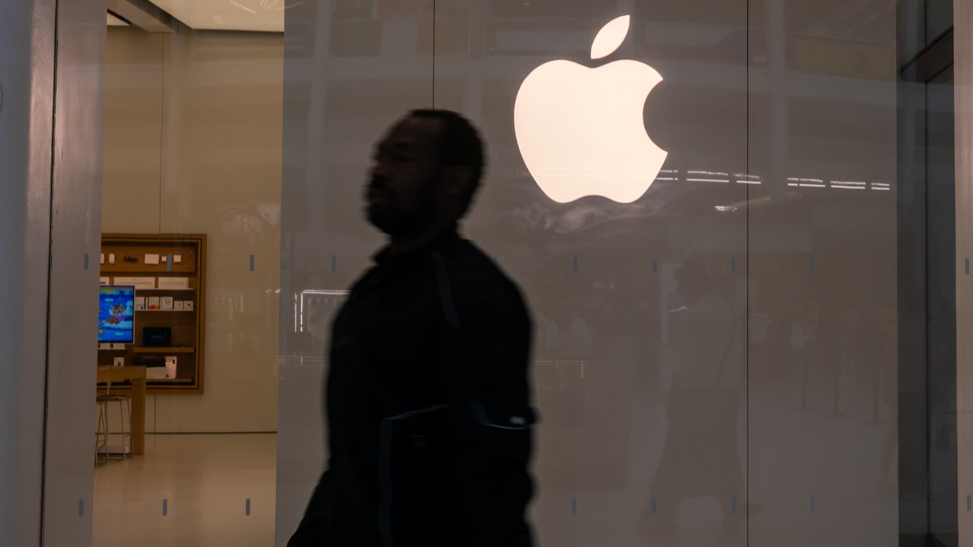 AAPL, HPE, RKLB and more