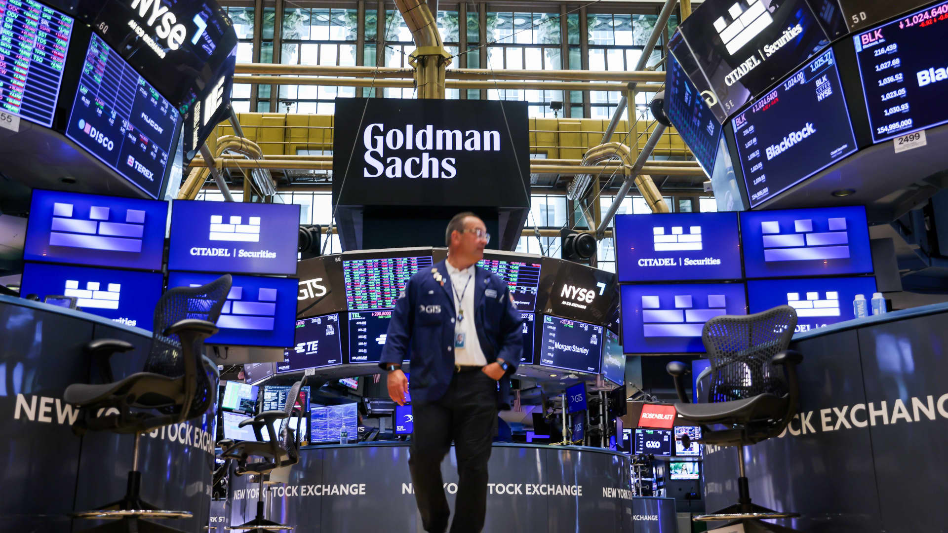 Goldman traders are on pace for a record year. A close-up look at how they're doing it