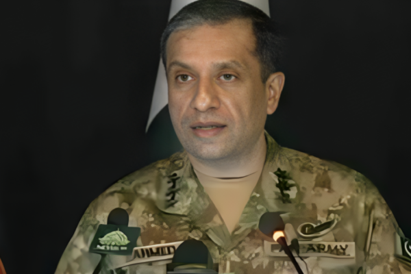 'Do not befriend Kaafirs': Pakistani general levels terror allegations against India