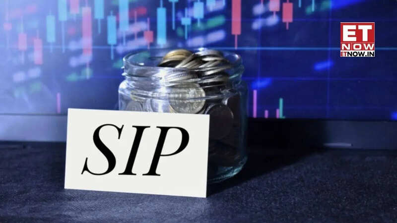 Mutual Fund SIP: Can a Rs 1 lakh monthly SIP grow into a Rs 15 crore corpus over 17 years? Expert reveals step-up strategy for NRI investor - Mutual Funds