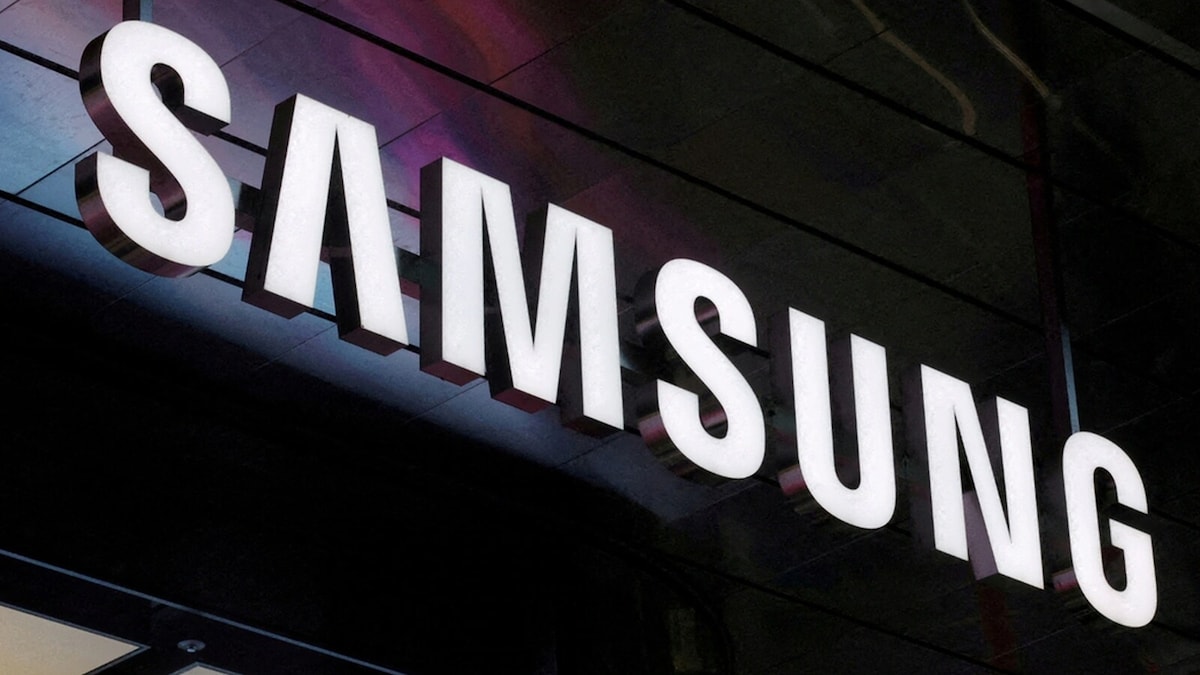 Samsung Electronics' Q2 operating profit beats estimates but stock sees sharp swings