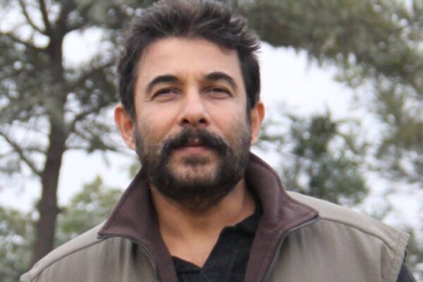 Deepak Tijori: 'I was drawn to this film's attempt to step into an untapped genre for Gujarati cinema': Deepak Tijori reveals why he said yes to Gujarati film 'Get Set Go' after rejecting several offers - Exclusive | Gujarati Movie News