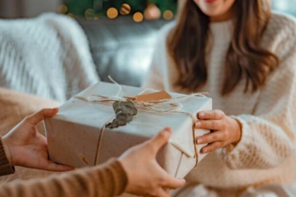 Friendship Day Gift Ideas: 6 Unique Friendship Day gift ideas that go beyond chocolates