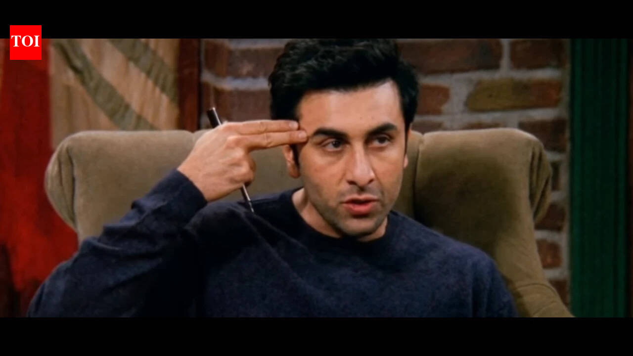 Friendship Day: What if 'FRIENDS' had Bollywood version? Internet once reimagined Aamir Khan Chandler Bing, Hrithik Roshan as Mike Hannigan, Ranbir Kapoor as Ross Geller and more as iconic | Hindi Movie News
