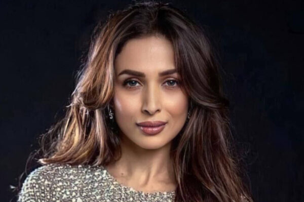 Malaika Arora performs traditional puja after buying new Rs 28 lakh SUV, viral video divides social media | Hindi Movie News