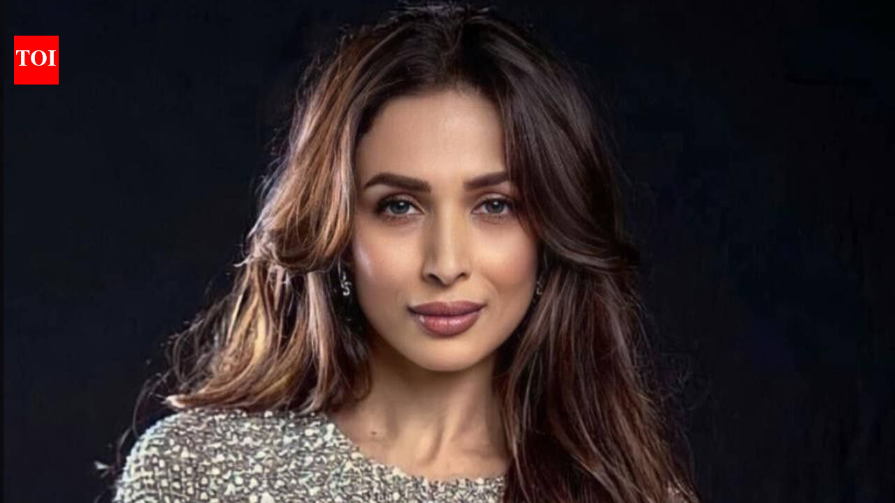 Malaika Arora performs traditional puja after buying new Rs 28 lakh SUV, viral video divides social media | Hindi Movie News